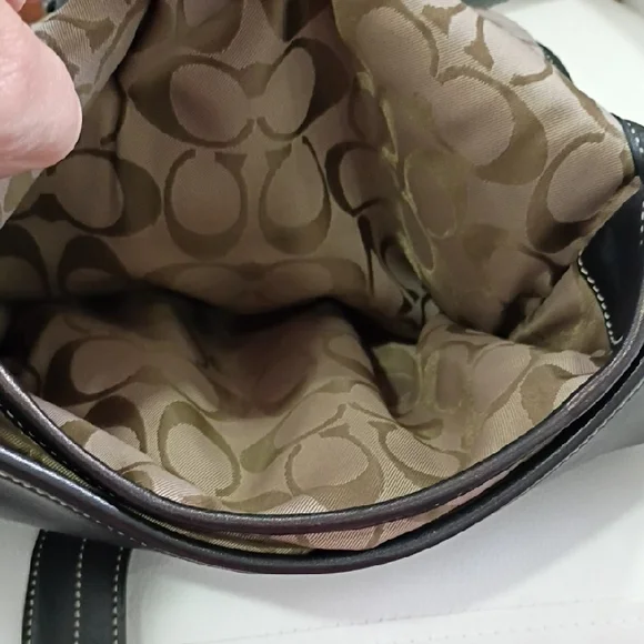 Coach Vintage (2004) *Soho* Black Leather Shoulder Bag *EUC* No Call Outs - Picture 5 of 8